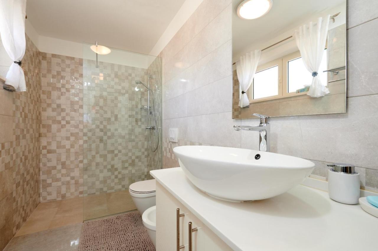 Apartmani Oaza Trogir Eksteriør billede